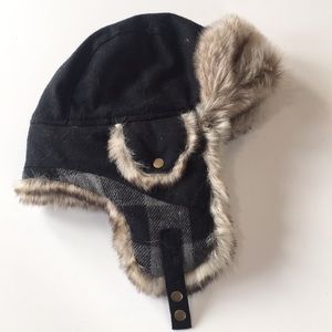 woolrich bomber hat